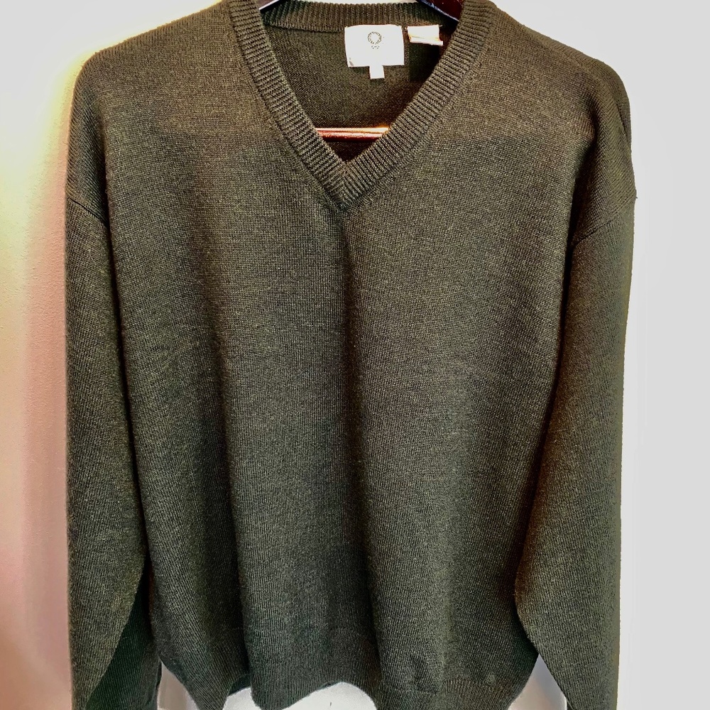 Luxurious Viyella Merino Wool Sweater-L